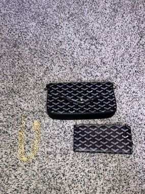 Black Patterned Crossbody Wallet with Gold Chain